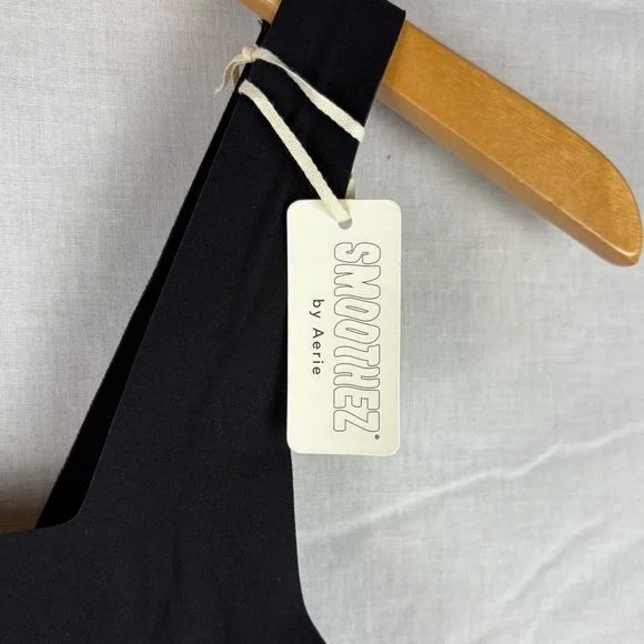 NWT Aerie Smoothez Square Neck Tank Top - Picture 2 of 5